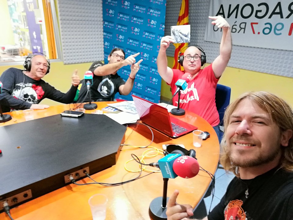 Aquesta imatge té l'atribut alt buit; el seu nom és radioPae2.jpg